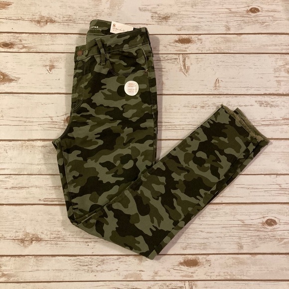 Old Navy Denim - Old Navy Camouflage Skinny Ankle Length Pants 8R